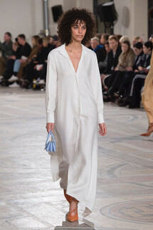 Jacquemus Fall 2018 Ready-to-Wear , Jacquemus осень зима 2018 , Fashion show , неделя моды в Париже , PFW , Mainstyles